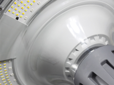 Lámparas solares para postes