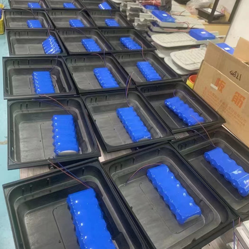 Outdoor Solar Flood Light Fixtures