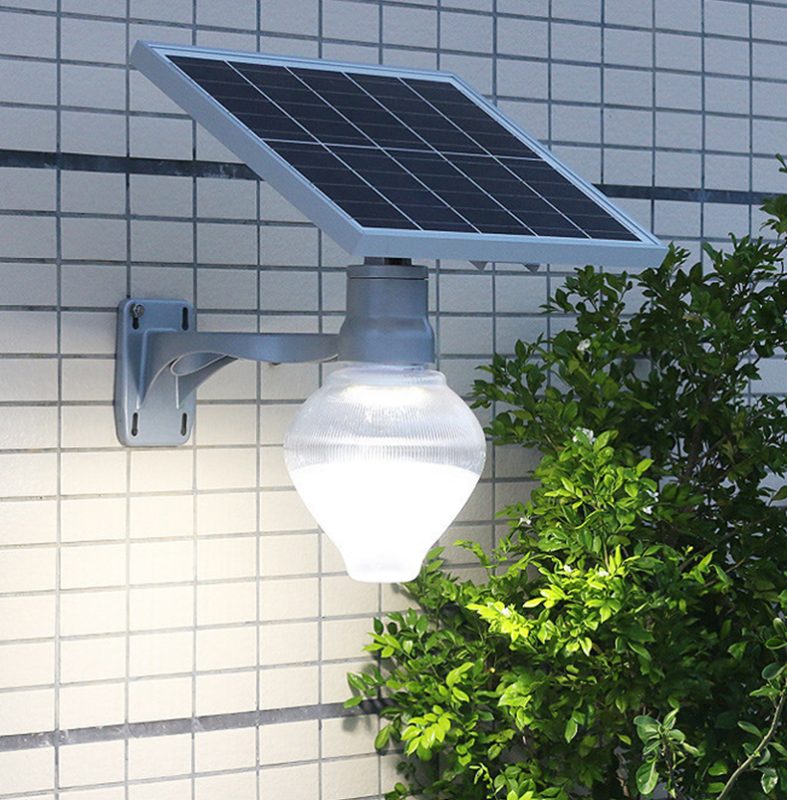 Éclairage de l'abri de jardin à énergie solaire